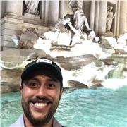 Profesor de historia, imparto clases a niños de todas la edades. ¡Hay una manera divertida de ver la historia!